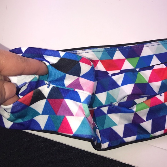 🔴 Abstract Running Belt w/ Pockets - Picture 3 of 6